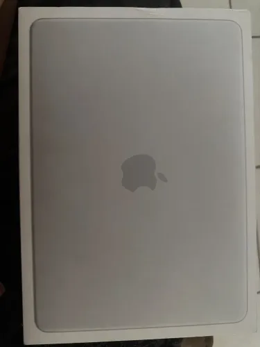 MacBook Neo 13" - 8GB RAM / 512GB SSD - Lacrado / Nunca Aberto