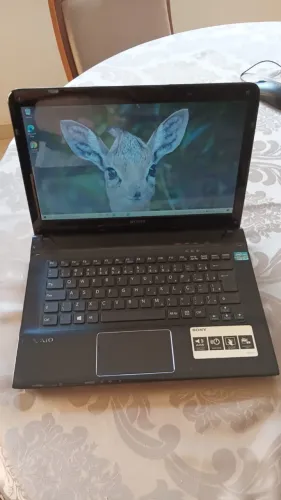 Notebook Intel i5 - Sony Vaio- Modelo SVE141C11X - HD 500 Gb - 4Gb Mem DDR3