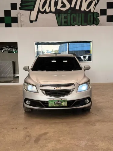 Chevrolet Onix Hatch LT 1.4 8V Flex Power Mec. 4P 2013
