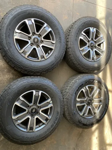 Rodas  aro 17 Ford ranger 2026 + pneus zeros Bridgestone 