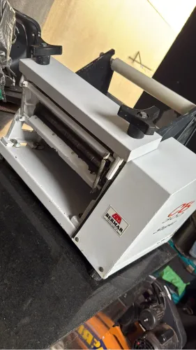 Cilindro 300 bermar super 30 Cm seminovo 