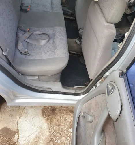 Volkswagen Parati 1000 MI 16V 2P E 4P 2000