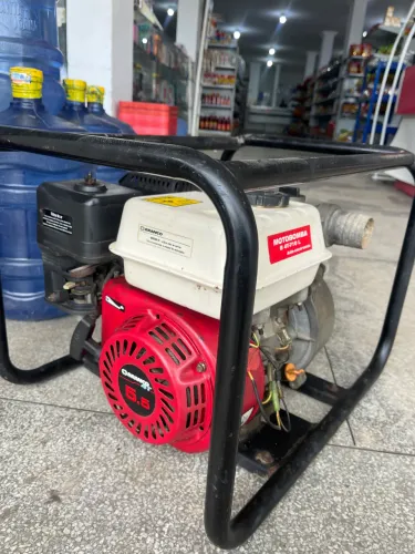 Bomba de água, marca branco 4T 