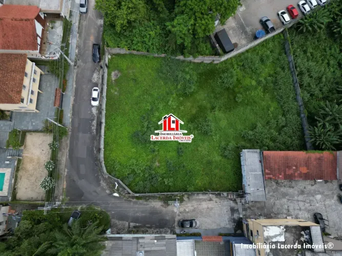 Terreno no Kissia 1.637m², Terreno todo murado em Dom Pedro I - Manaus - AM
