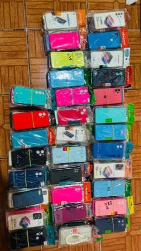 Lote de capinhas para celular