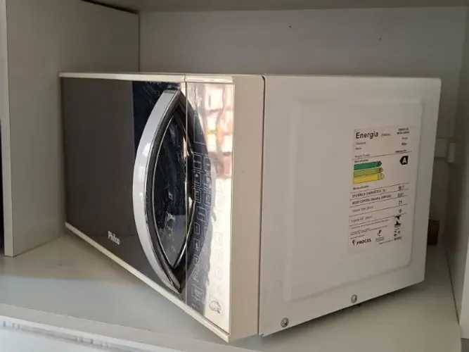 MICRONDAS 21L PHILCO ESPELHADO 127V 1200W PM021E FUNCIONANDO