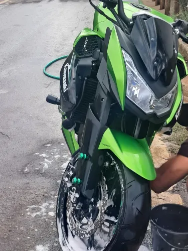 Kawasaki z1000