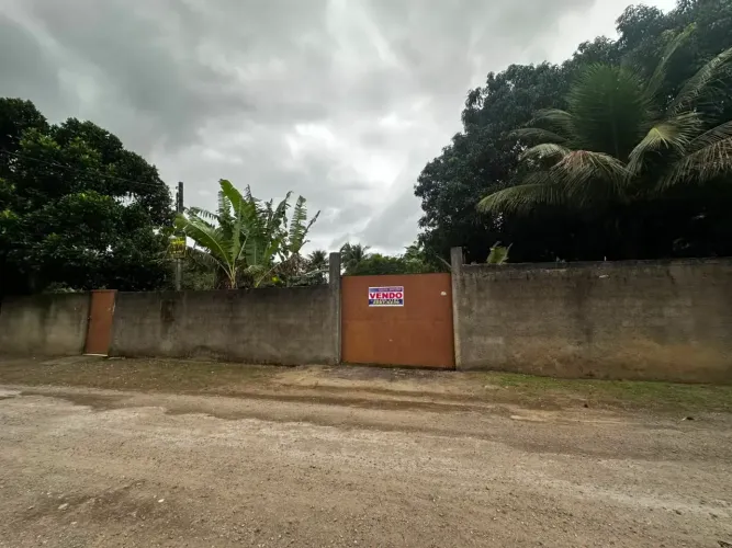 Imóvel para venda tem 5667 metros quadrados com 1 quarto em Mazomba - Itaguaí - RJ