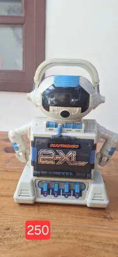 Robô 2-xl playtronic anos 90