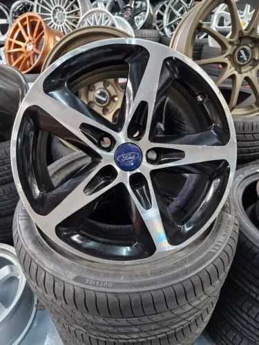 Jogo de rodas focus aro 16 originais 