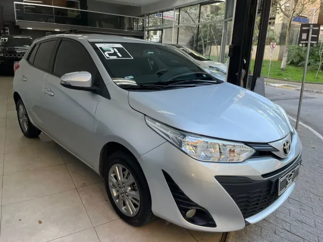 Toyota Yaris XL Plus Con. 1.5 Flex 16V 5P AUT 2021