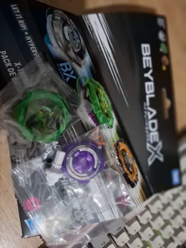 Golem Rock ( Green Ver. ) M-85 HN ? Beyblade X