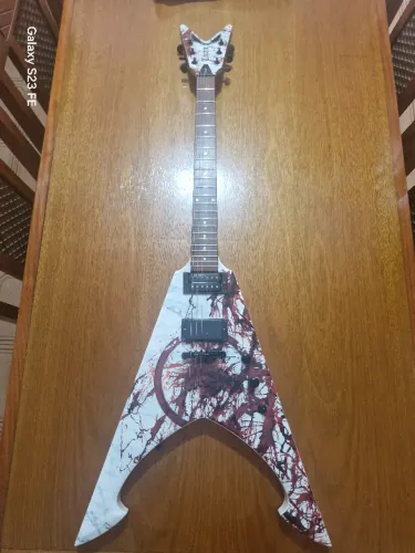 Guitarra Dean Turant Michael Amott