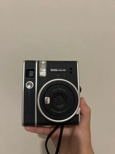 Câmera INSTAX MINI 40