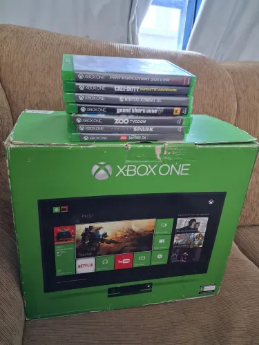 XBOX 500GB + Kinect + Fone + 14 jogos + Fonte Cowboy