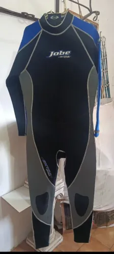 Roupa de mergulho nova (LEIA O ANÚNCIO)