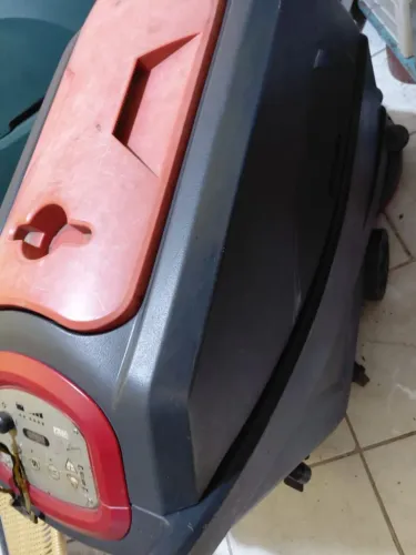 Vendo uma Lavadora aut.piso viper