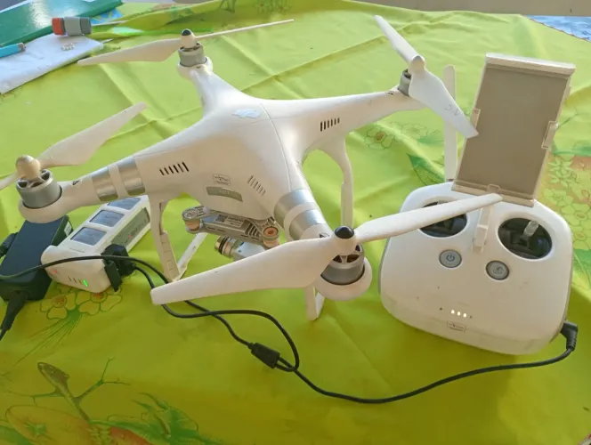 Vendo Drone Phantom Advanced usado