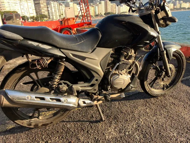 Moto Dafra Riva 150