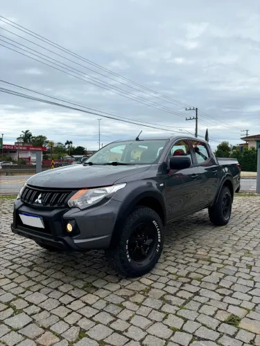 Mitsubishi L200 Tri. Outd. GLX 2.4 CD 4X4 Die. MEC 2023