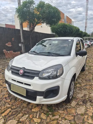 Fiat Uno Attractive 1.0 EVO Fire Flex 8V 5P 2019