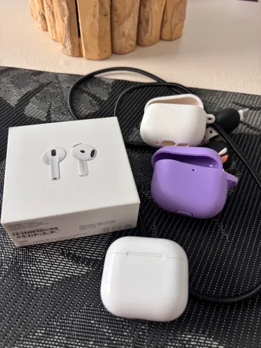 Airpods 4 