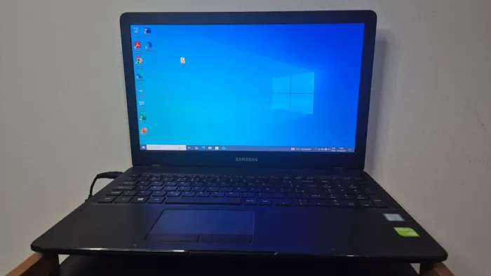 Notebook Samsung Expert NP300E5M-XF3BR | Intel Core i7 | 8 GB RAM | GeForce 920MX