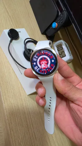 Samsung Galaxy Watch8 44mm Prata