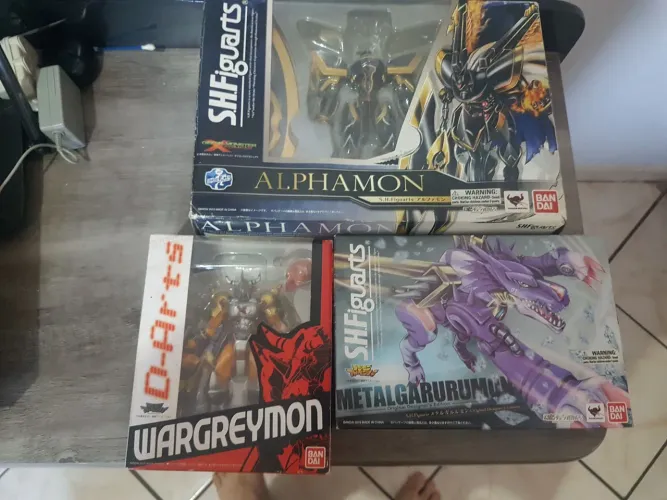 Digimon alphamon, metalgarurumon s h figuarts, e metalgreymon d arts bandai