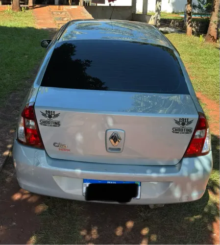 Renault Clio Sed. Authentique Hi-flex 1.6 16V 4P 2008