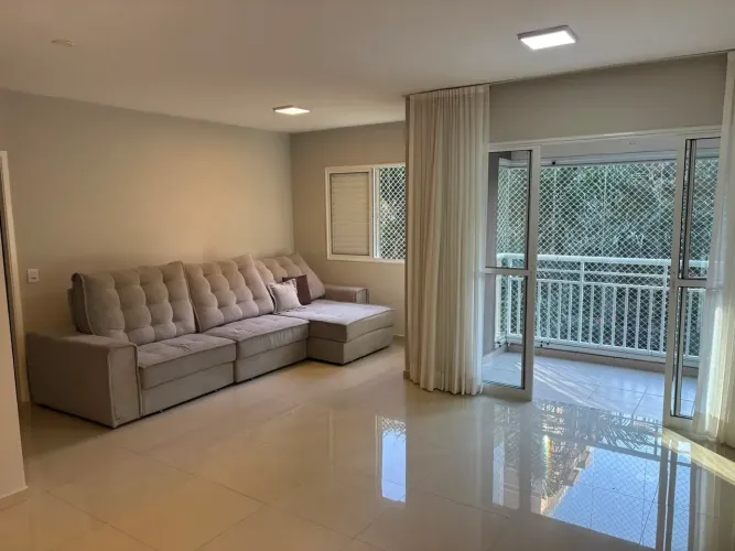 LINDO APTO DE 2 SUÍTES E SALA AMPLIADA PARA LOCAÇÃO NO CENTRO DE ALPHAVILLE