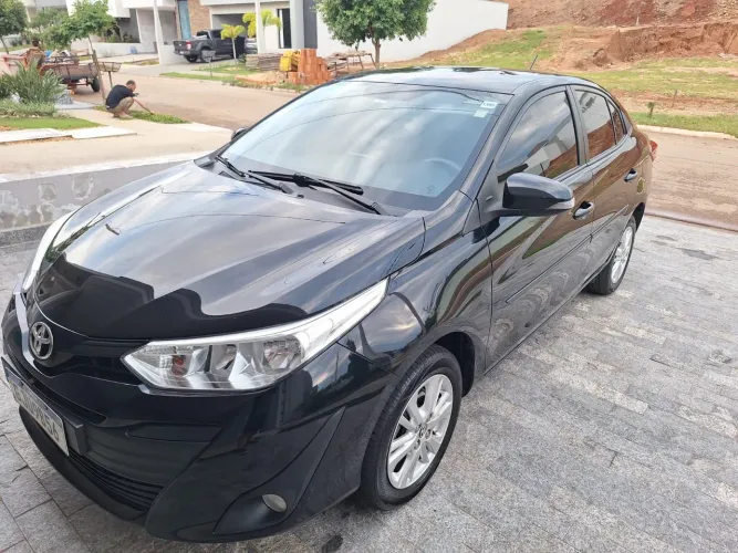 Toyota Yaris XL Sedan 1.5 Flex 16V 4P Mec. 2019