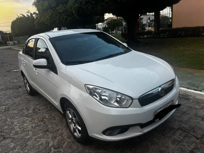 Fiat Grand Siena Attrac. 1.4 EVO F.flex 8V 2014