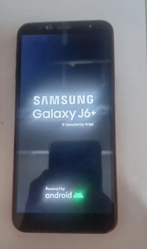 Celular Samsung J6+ Semi novo