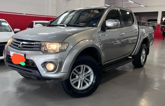 Mitsubishi L200 Triton HPE 3.2 CD TB Int.diesel MEC 2015