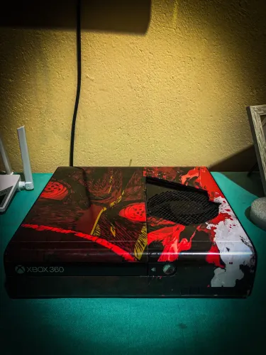 Xbox 360 super slim Desbloqueado 