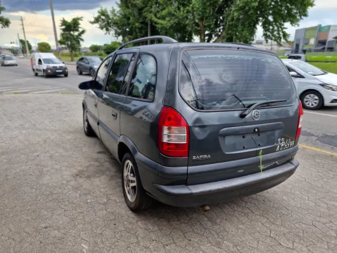 Sucata Zafira 2.0 automática