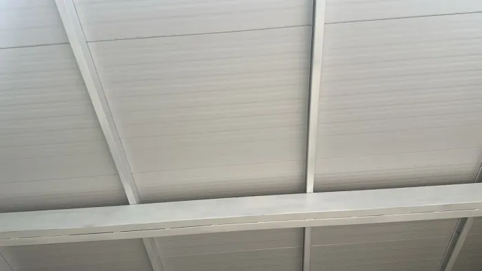 VENDE SE UMA TELHA TERMOACUSTICA SANDUÍCHE BRANCA 7m