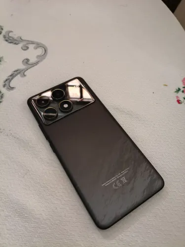 XIAOMI POCO F6 PRO 