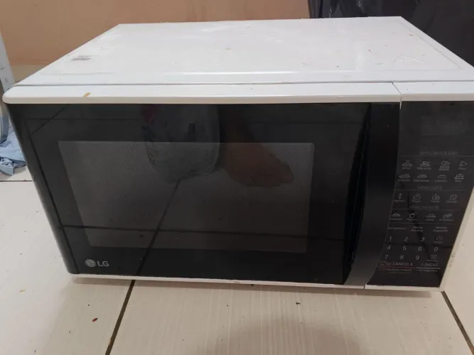 Micro-ondas LG 30 litros