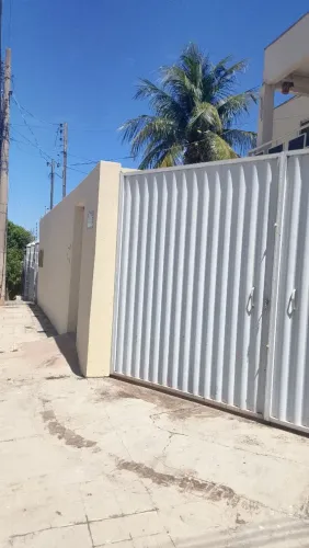 Aluga-se casa em bairro nobre em Cuiabá próximo ao shopping goiabeira centro chopão centr