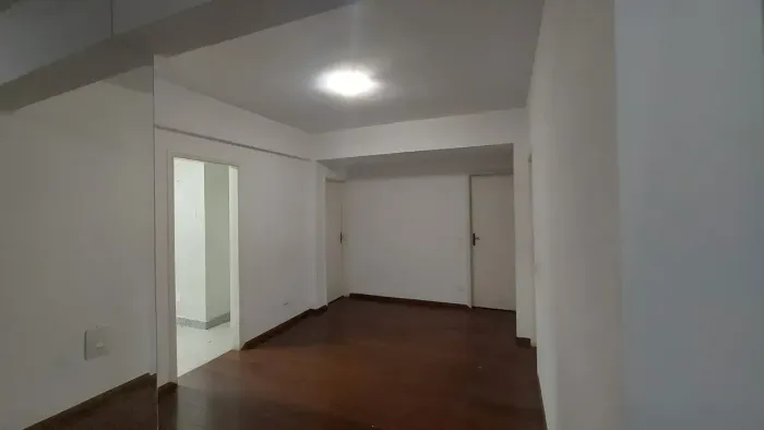 Imóvel para aluguel possui 90 metros quadrados com 3 quartos em Sion - Belo Horizonte - MG