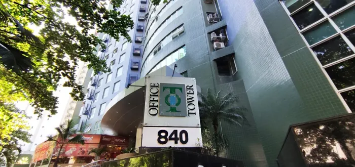 EXCELENTE SALA CONJUGADA NA BARRA DA TIJUCA COM 58m²