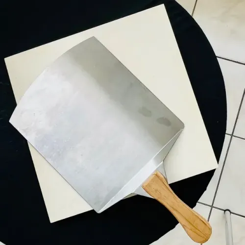 Kit para Pizza Artesanal - Pedra Refratária 40x40 cm + Pá de Alumínio