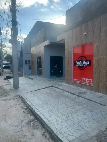 ALUGA-SE LOJA no SIM! Atrás da Academia Gaviões, Próximo à Artemia
