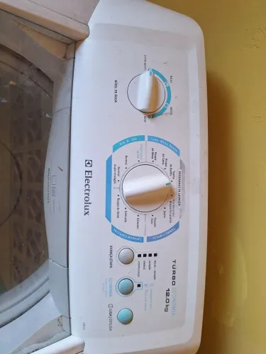 Máquina de lavar Eletrolux 12kg