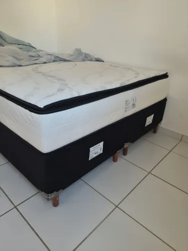 CAMA QUEEN