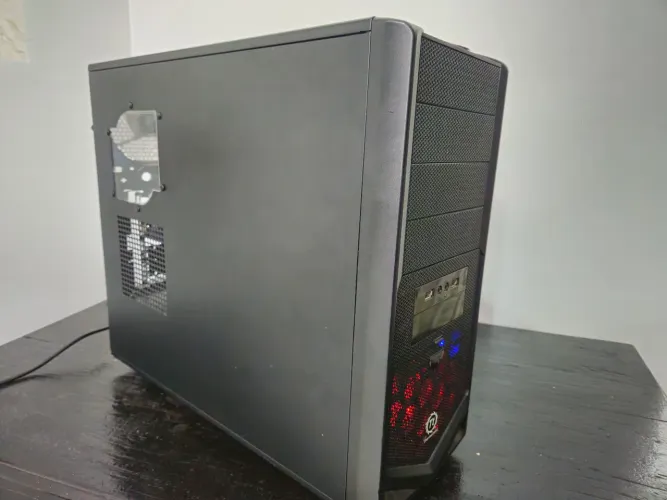 PC GAMER I5 RX 5808GB 16GB RAM SSD - ACEITO TROCA!