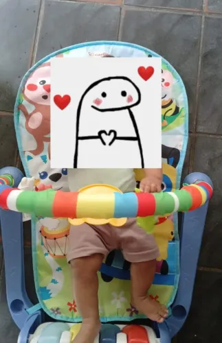Tapete interativo para bebê