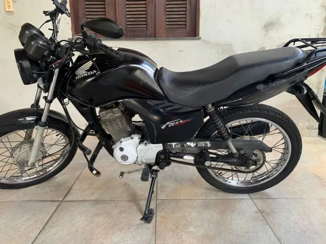 MOTO HONDA FAN 2013 PEDAL